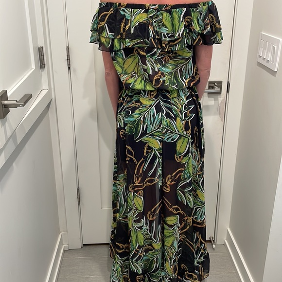 European brand O.N.E. Green and golden maxi dress, off the shoulder ruffles. - Picture 2 of 6